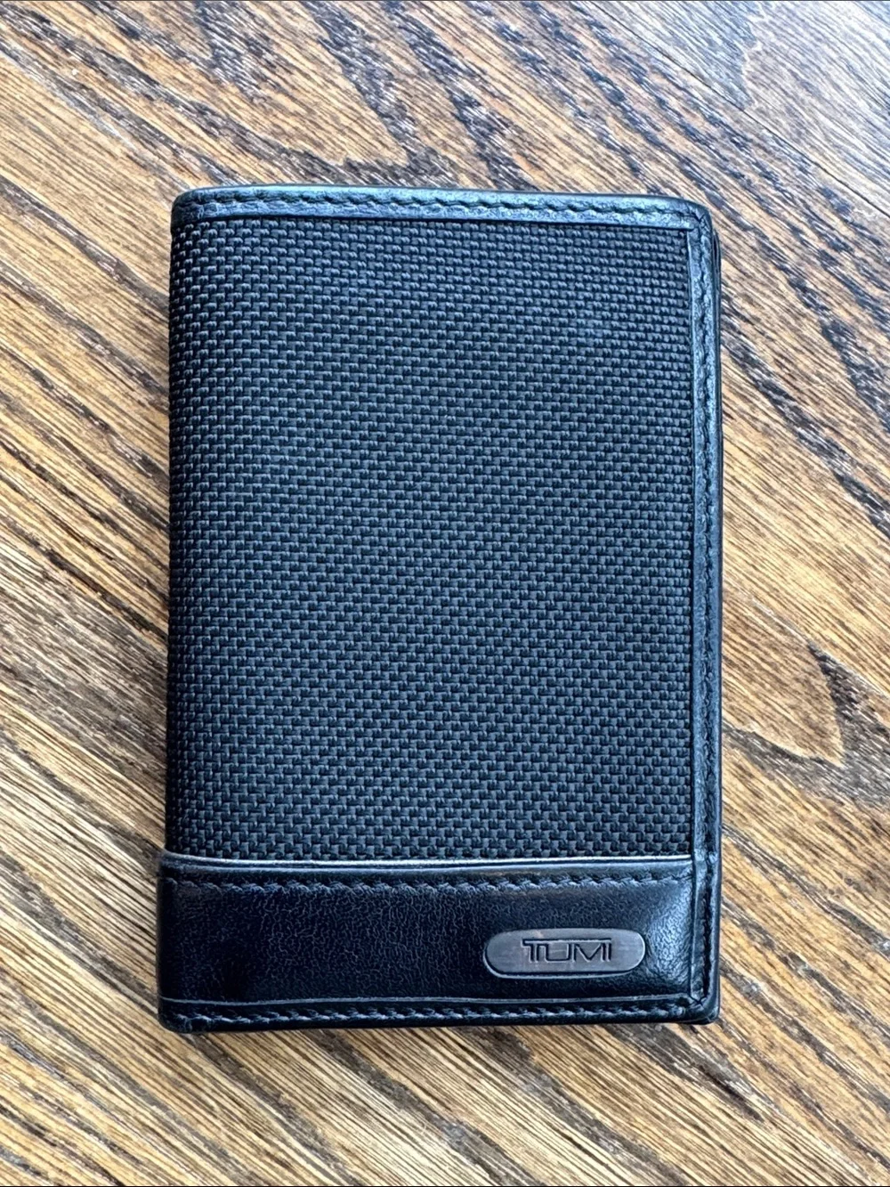 Tumi Black Textured Nylon & Leather men's wallet card holder